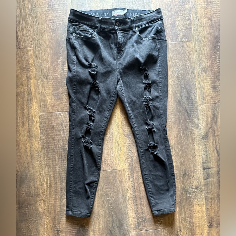 Torrid Bombshell Skinny Jeans in Black 14S